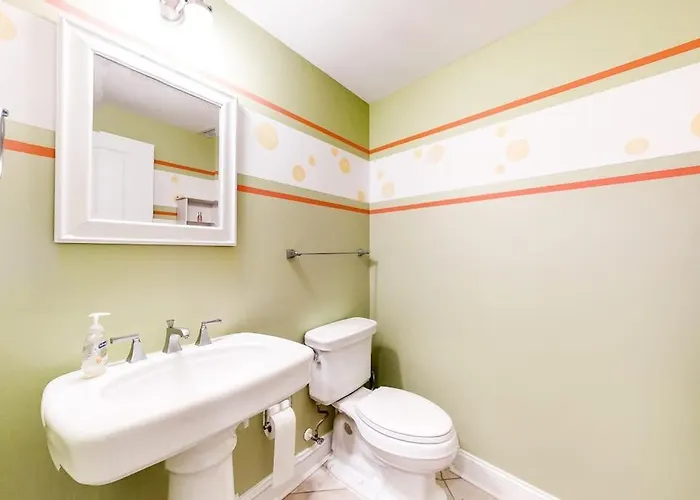 Spacious Oceanfront With 2 Balconies Wifi Ac & Shared Pool *